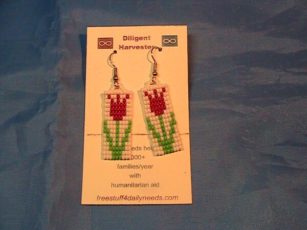 spring tulip beaded earrings red